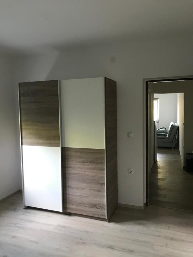 Apartments Lena Baška Eksteriør bilde